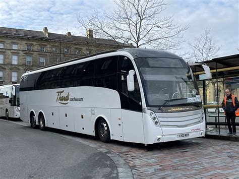 thandi coaches leicester to london.